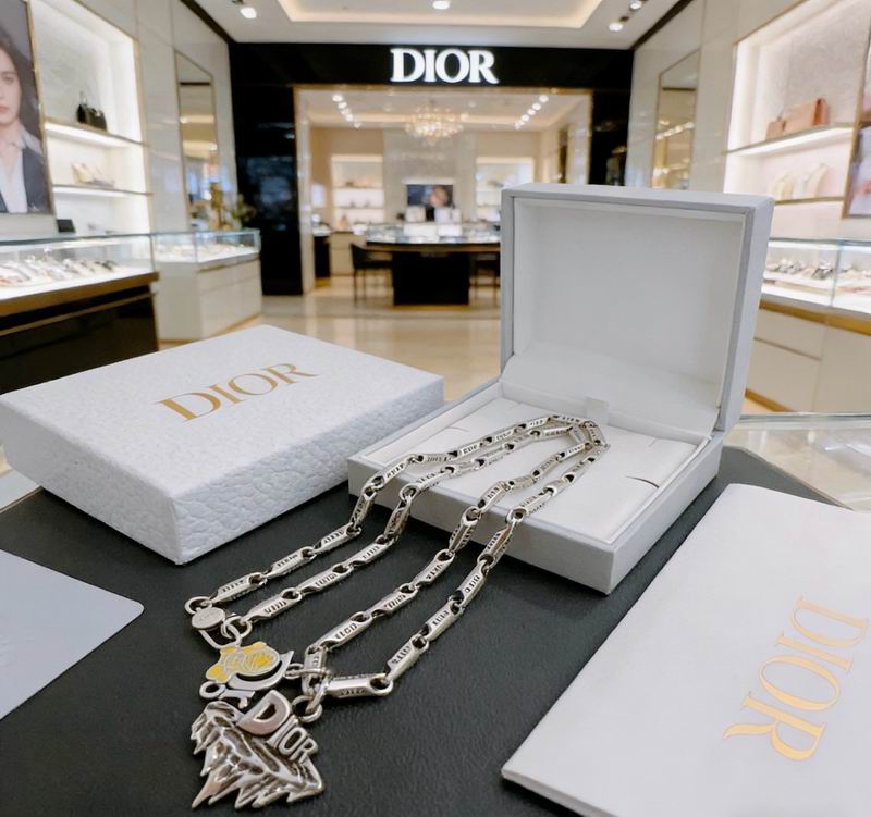 Dior Necklace 07yxs14